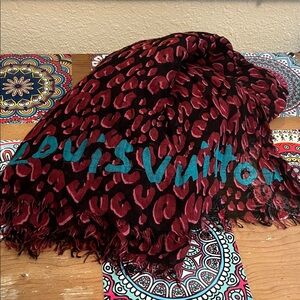 Louis Vuitton Burgundy and Black Leopard Scarf